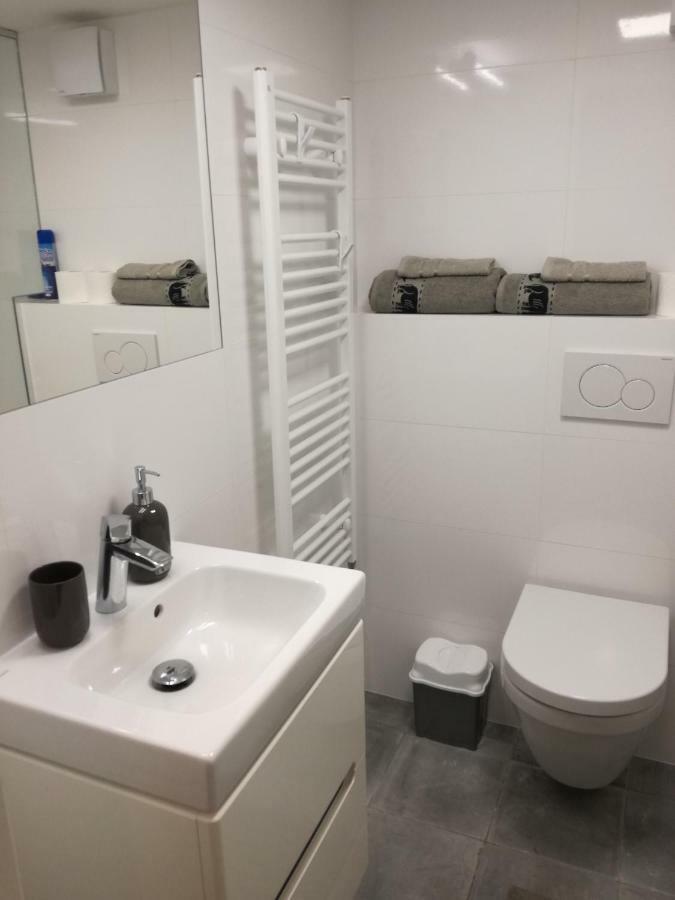 Maly Utulny Byt V Lipkach Hradec Králové Extérieur photo